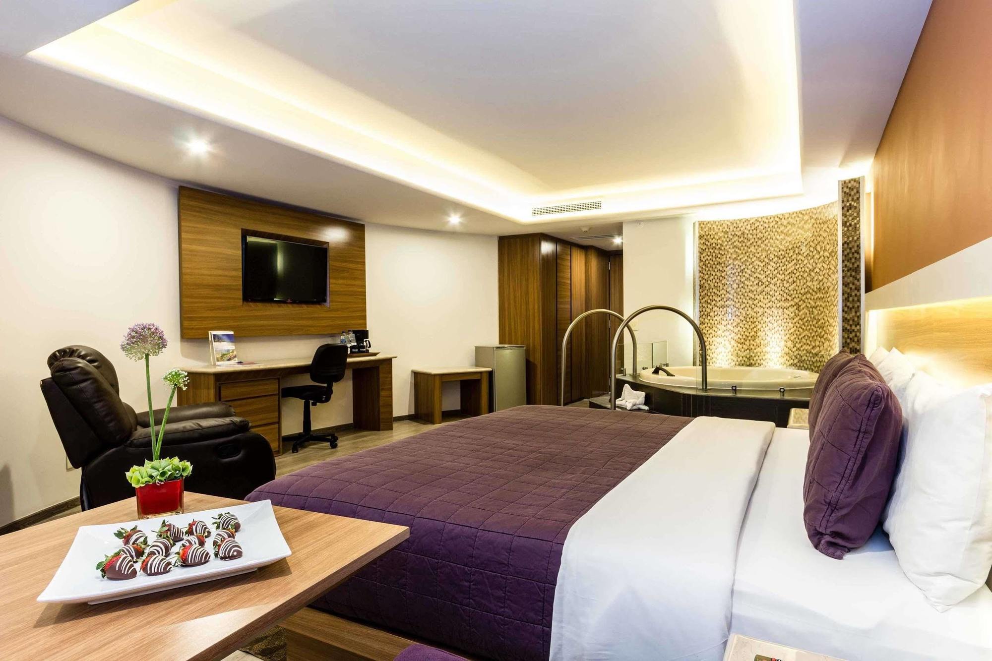 Jf Grand Puebla Hotel ภายนอก รูปภาพ